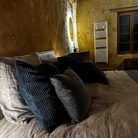 Alojamento de Acomodação e Pequeno-almoço Le Relai Valdieu *