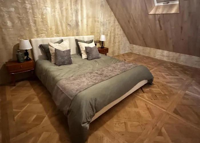 Le Relai Valdieu Bed and Breakfast Courgeon